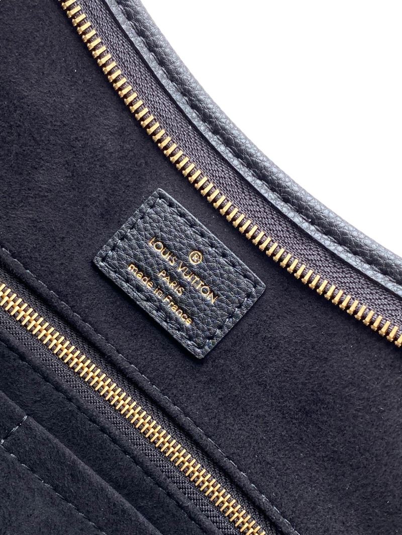 Louis Vuitton Hobo Bags